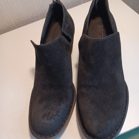Born Womens suede booties Size 7.5M - Picture 4 of 12